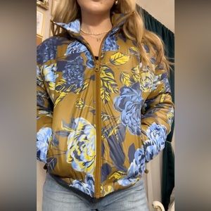 SOLD | aerie | chillside floral puffer